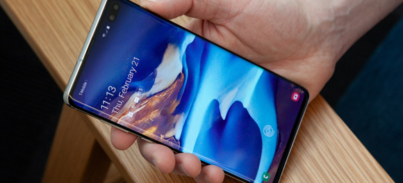 The best way to play iTunes purchased movies on Galaxy S10